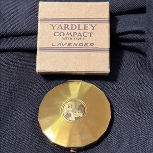 RARE NEW VINTAGE YARDLEY RACHEL LAVENDER BRASS COMPACT